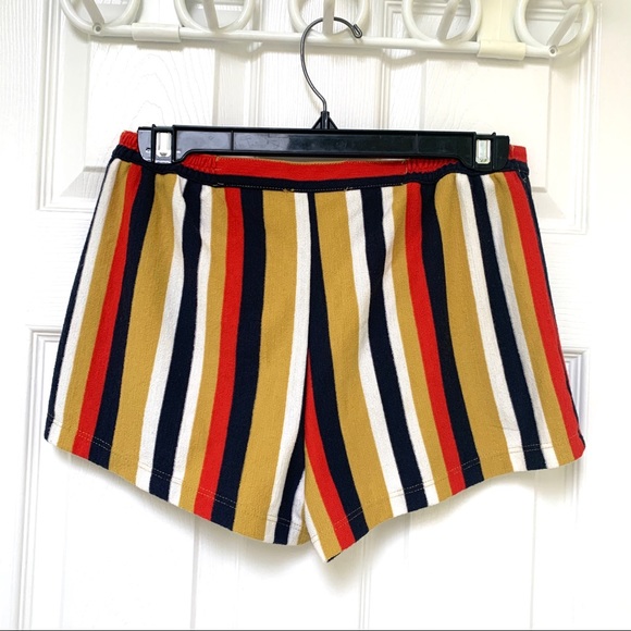 Urban Outfitters Shorts - Picture 3 of 5